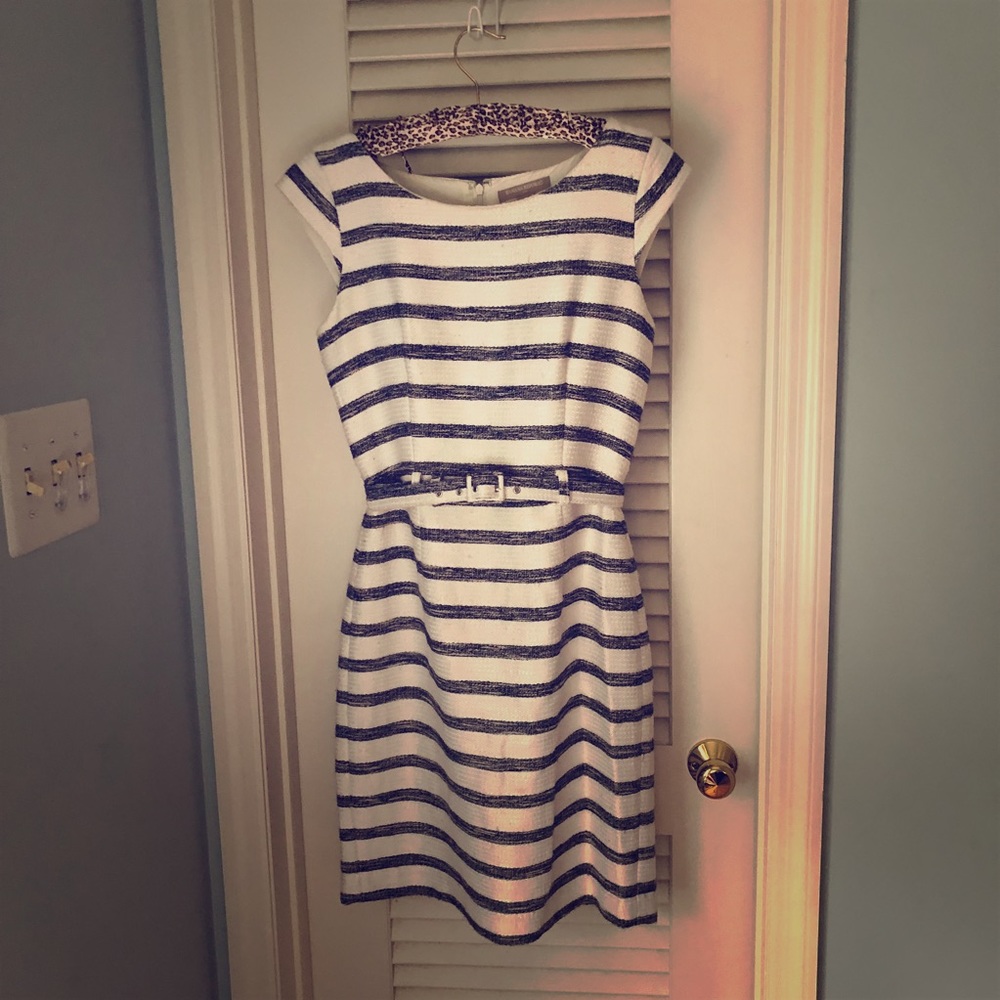 Banana Republic linen dress belted white blue 4